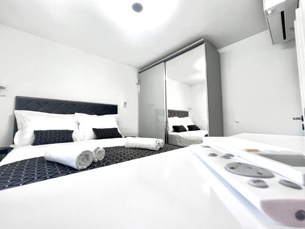 White Pearl Apartments - New Grebaštica Extérieur photo